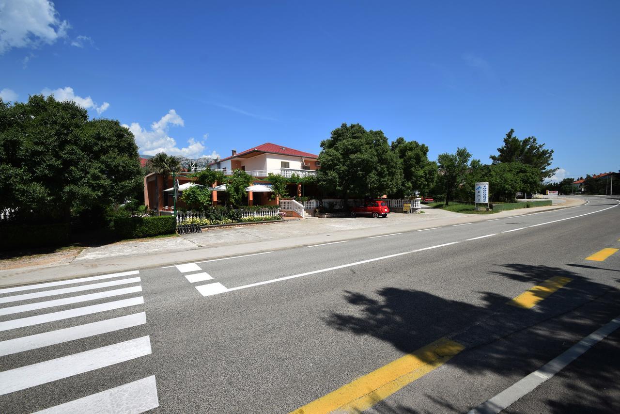招待所 Podgorje 3*